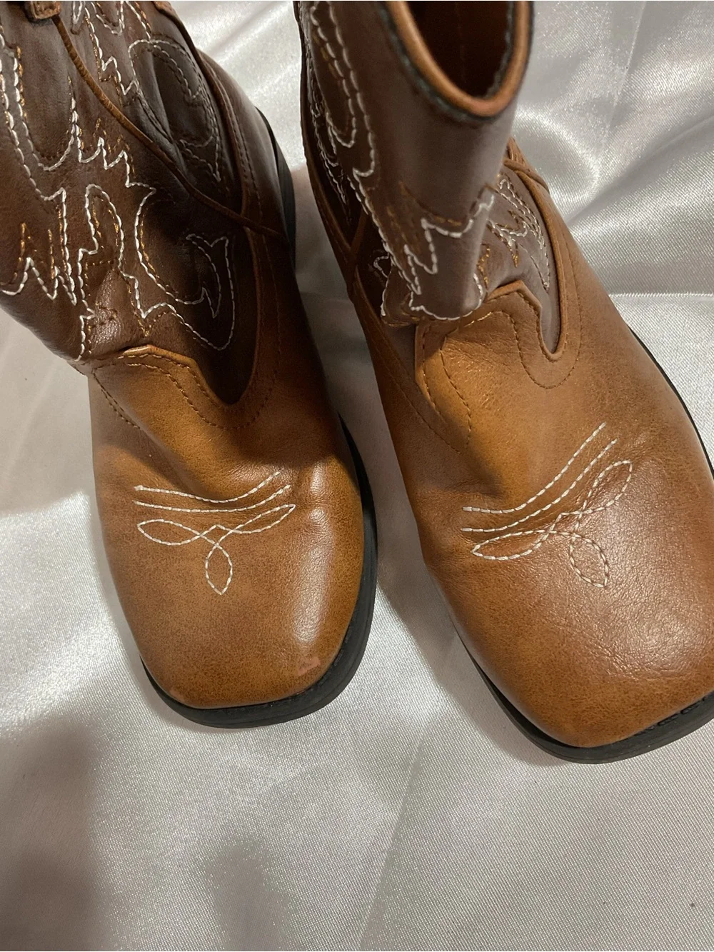 Kids Brown Western Cowboy Boots - Classic Pull-On Style